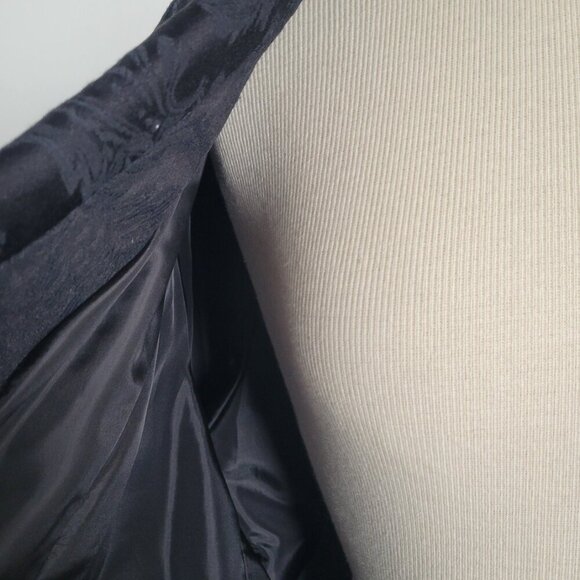 NWT –Vintage Field Manor Black Jacquard Velvet Trim Coat (Size: XL) - Picture 6 of 14